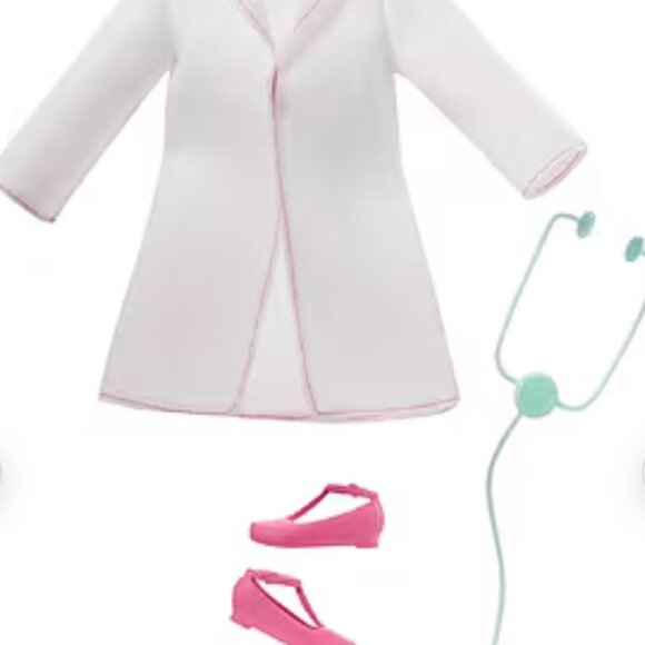 Barbie - Picture 3 of 8